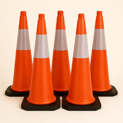 Set de 5 conuri de trafic cu dungi reflectorizante - 75 cm, rezistente la intemperii