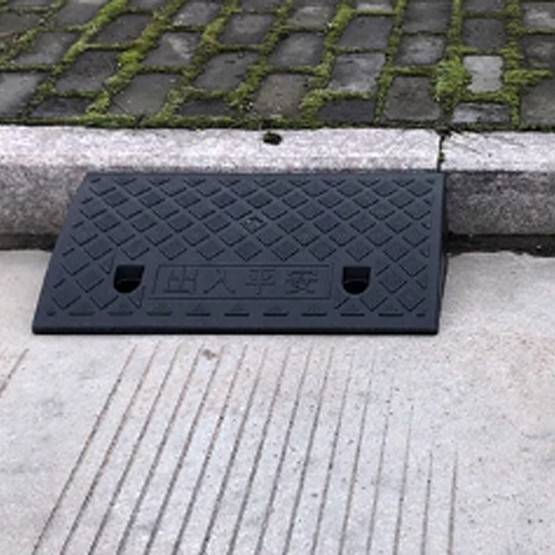 Rampă cu margini negre, 15 cm