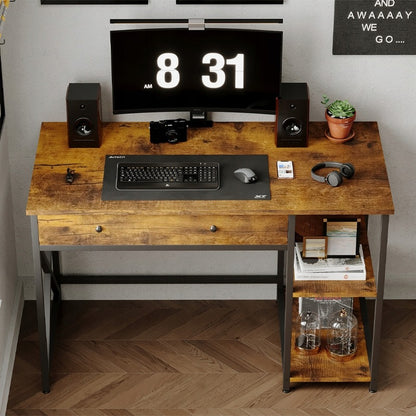 Birou de calculator industrial tip loft, maro rustic, cu sertar și rafturi